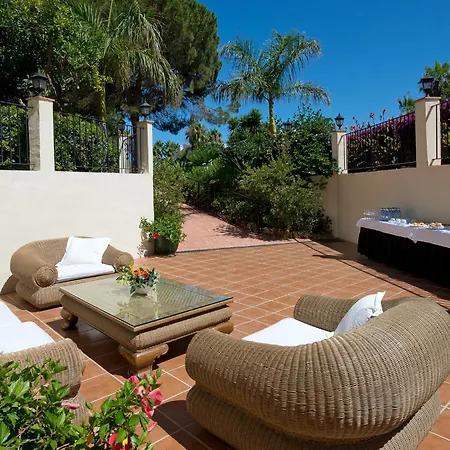 فندق Bluebay Banus