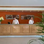 Bluebay Banus فندق 4*