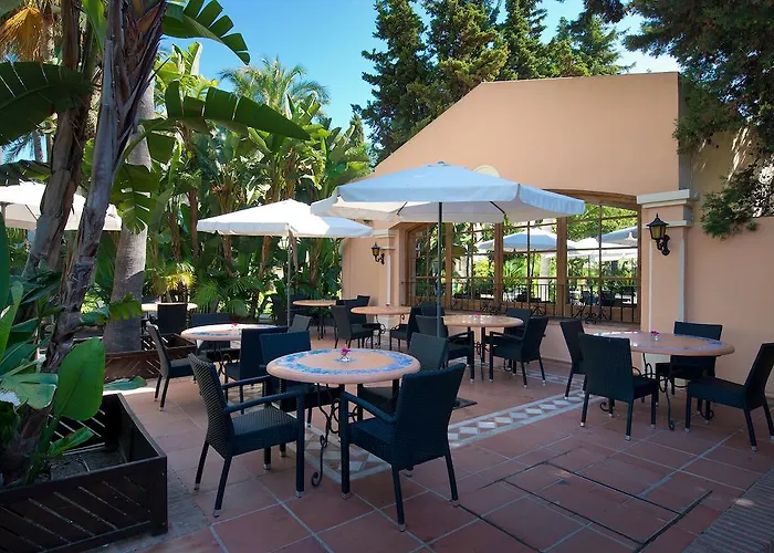 فندق Bluebay Banus 4*